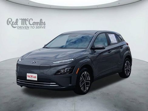 Used 2023 Hyundai Kona SE image 1