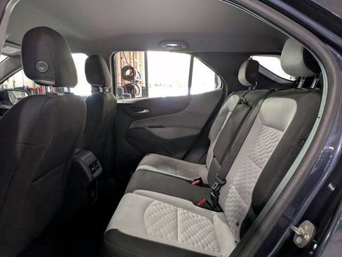 Used 2018 Chevrolet Equinox LS FWD image 13