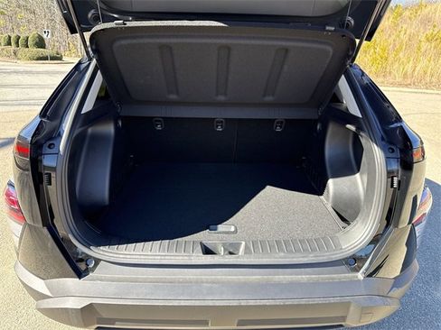 Used 2025 Hyundai Kona SEL image 21