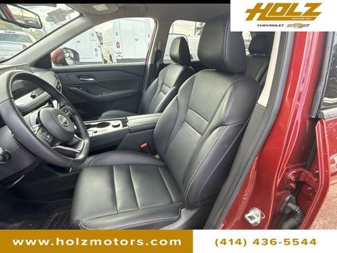 Used 2024 Nissan Rogue SL image 19