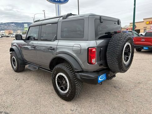 Used 2024 Ford Bronco Black Diamond w/ Sasquatch Package image 5