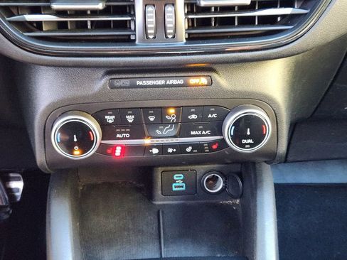 Used 2023 Ford Escape ST-Line w/ Cold Weather Package image 18