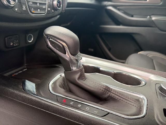 Used 2023 Chevrolet Traverse Premier w/ LPO, Floor Liner Package AWD/4WD image 24