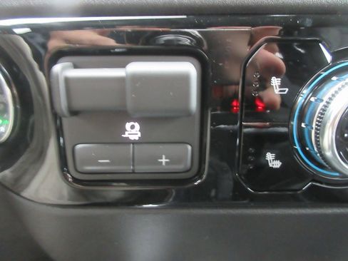 New 2026 GMC Sierra 1500 Elevation w/ Elevation Premium Package image 21