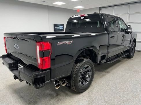 Used 2024 Ford F350 Lariat w/ Lariat Ultimate Package AWD/4WD image 10
