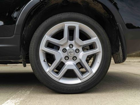 Used 2025 Honda Passport EX-L image 15