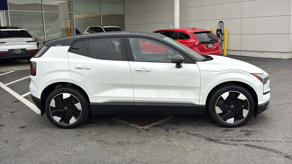 Used 2025 Volvo EX30 Ultra w/ Protection Package Premier AWD/4WD image 24
