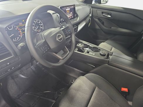 New 2026 Nissan Rogue SV w/ Cold Weather Package AWD/4WD image 16