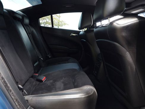 Used 2023 Dodge Charger R/T w/ Plus Group RWD image 32