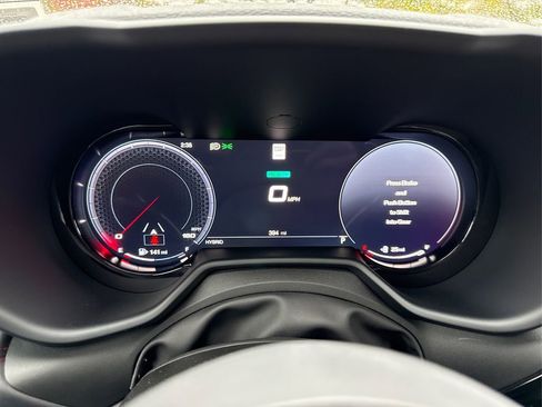 Used 2024 Dodge Hornet R/T Plus w/ Tech Pack Plus w/o Parking image 24