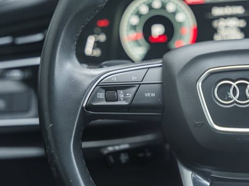 Used 2024 Audi Q7 2.0T Premium image 29