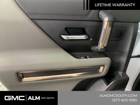 New 2025 GMC Hummer EV 3X w/ Extreme Off-Road Package image 29