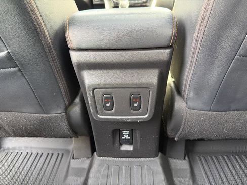 Used 2020 Mitsubishi Eclipse Cross SEL image 24