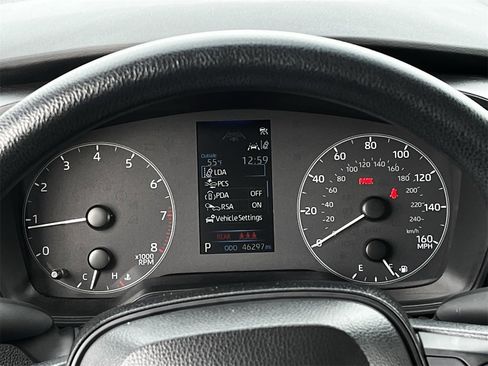 Used 2024 Toyota Corolla LE image 12