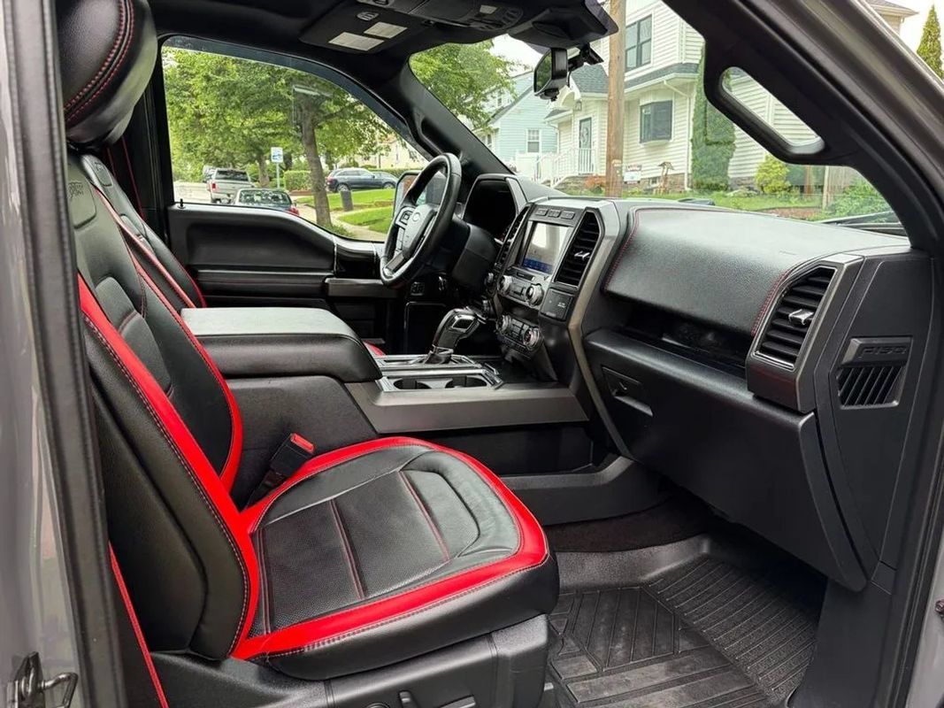 Used 2020 Ford F150 Lariat w/ Equipment Group 502A Luxury AWD/4WD image 33