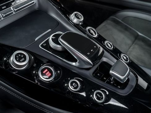 Used 2018 Mercedes-Benz AMG GT R image 26