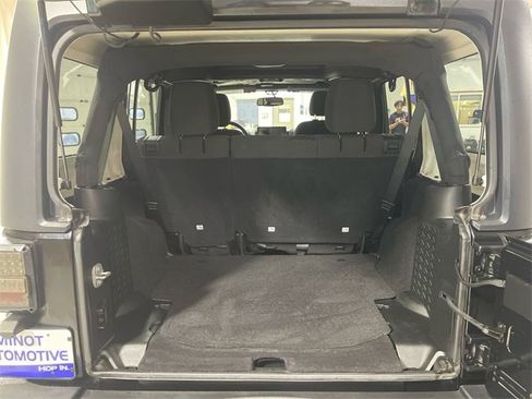 Certified 2018 Jeep Wrangler Unlimited Sport S image 21