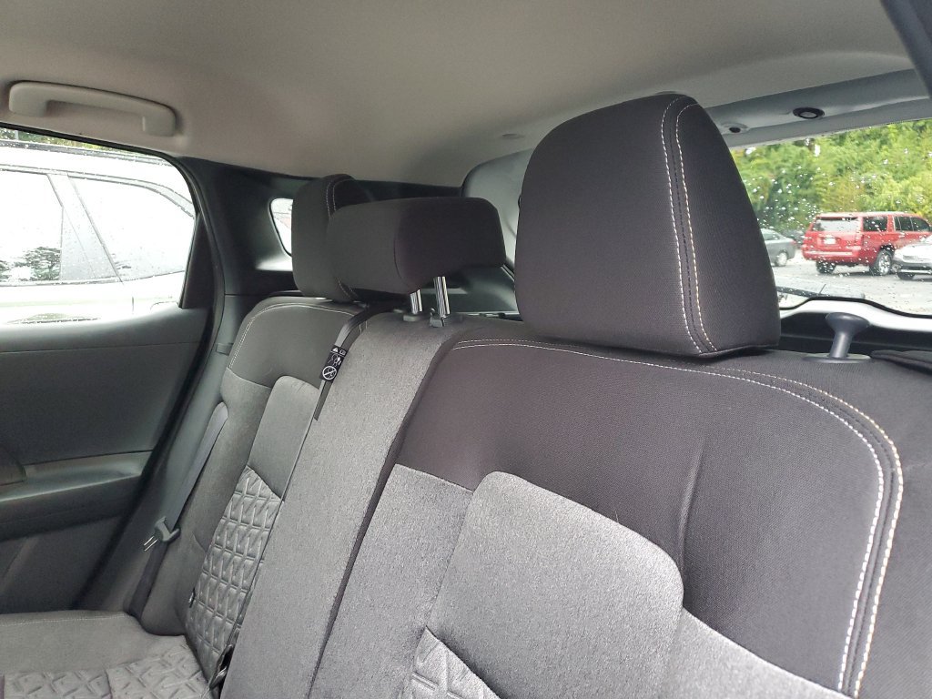 Used 2025 Nissan Kicks SV FWD image 12