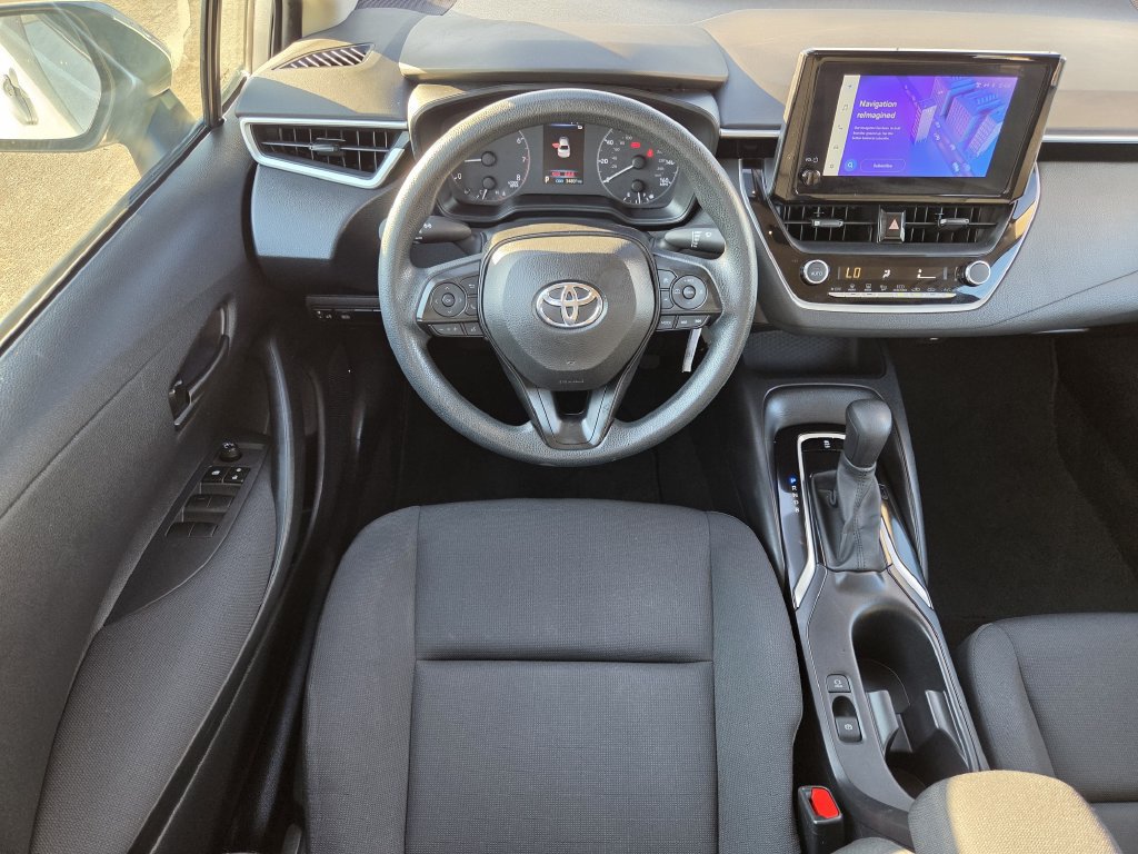Used 2025 Toyota Corolla LE FWD image 13