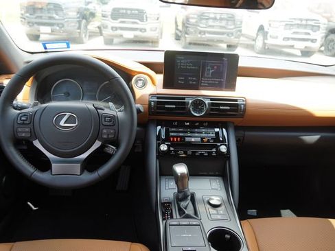 Used 2025 Lexus IS 350 F Sport RWD image 15