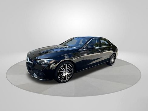 Used 2025 Mercedes-Benz C 300 Sedan image 3