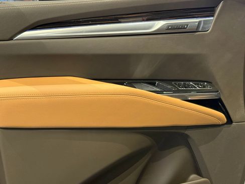 New 2026 Cadillac Escalade Luxury w/ Touring Package image 10