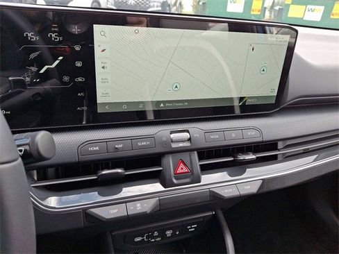 New 2025 Kia K4 GT-Line Turbo image 11