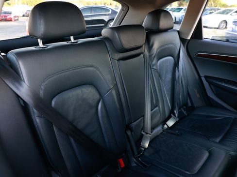 Used 2011 Audi Q5 2.0T Premium image 14