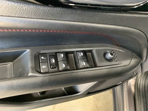 Used 2024 Jeep Compass Trailhawk image 31