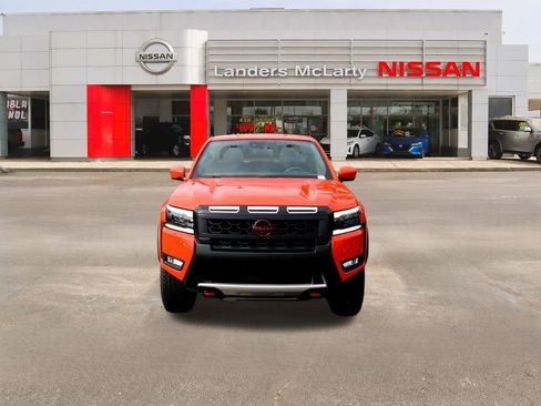 New 2026 Nissan Frontier PRO-4X w/ Pro-4x Convenience Package image 8