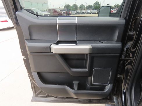 Certified 2018 Ford F150 Lariat w/ Equipment Group 502A Luxury AWD/4WD image 18