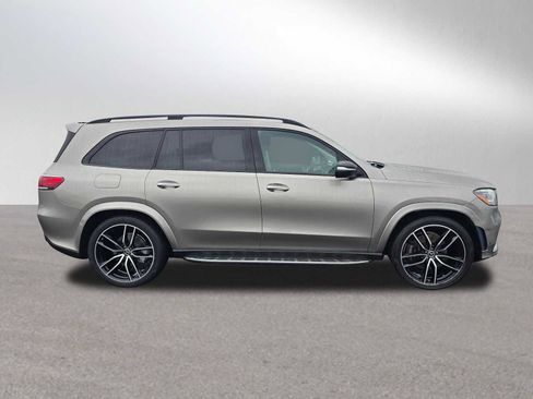 Used 2023 Mercedes-Benz GLS 450 4MATIC image 2
