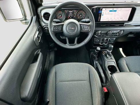 New 2026 Jeep Gladiator Sport AWD/4WD image 15
