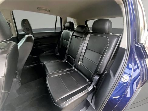 Used 2021 Volkswagen Tiguan SE AWD/4WD image 26