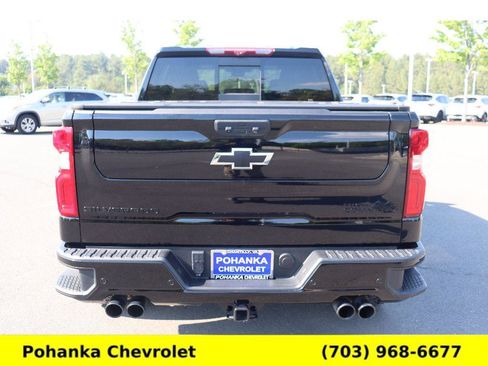 Used 2024 Chevrolet Silverado 1500 High Country w/ Midnight Edition AWD/4WD image 6