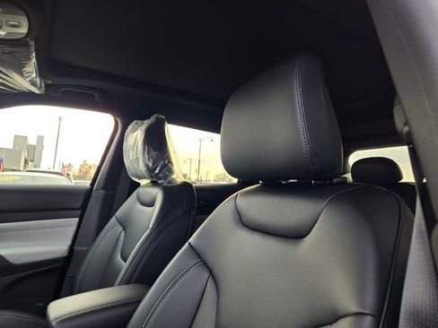 New 2026 Jeep Compass Limited w/ Sun, Sound & Navigation Group image 22