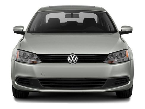 Used 2014 Volkswagen Jetta SE FWD image 4