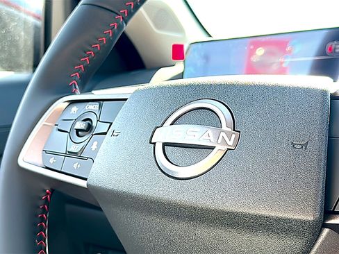 New 2026 Nissan Sentra SR w/ Floor Mat Package image 20