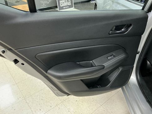 Used 2023 Nissan Altima 2.5 S FWD image 21