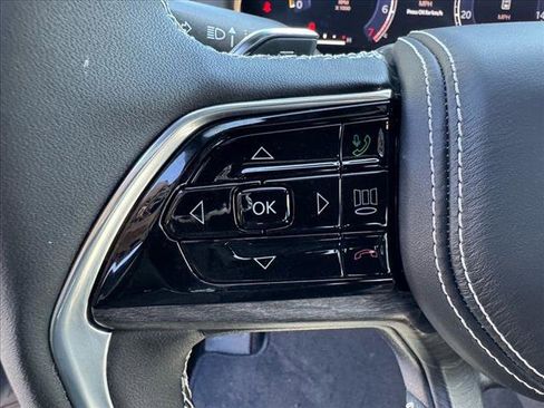 Used 2024 Jeep Grand Cherokee Overland w/ Trailer Tow Package image 12