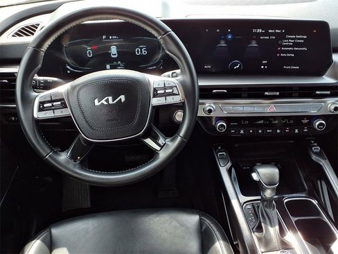 Used 2024 Kia Telluride S image 13