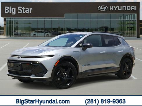 Used 2024 Chevrolet Equinox EV RS FWD image 1