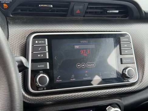 Used 2019 Nissan Kicks SV FWD image 25