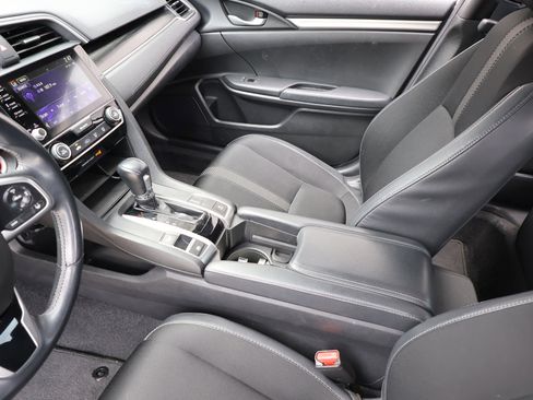 Used 2020 Honda Civic Sport image 35