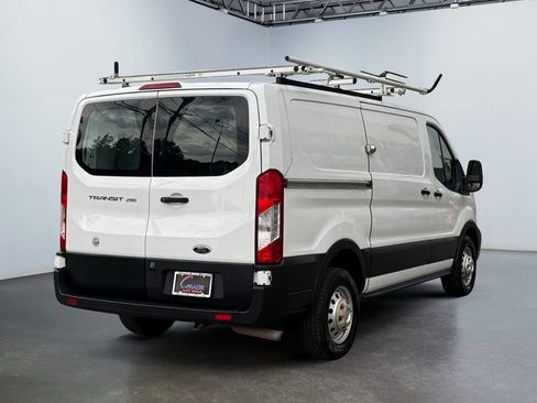 Used 2020 Ford Transit 250 Low Roof AWD image 5