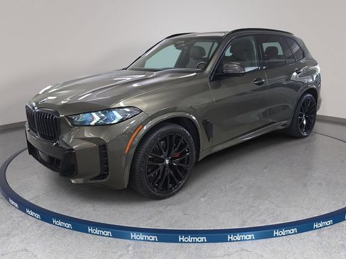Used 2024 BMW X5 xDrive40i w/ M Sport Package AWD/4WD image 1