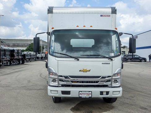 New 2025 Chevrolet Low Cab Forward 5500XG RWD image 8