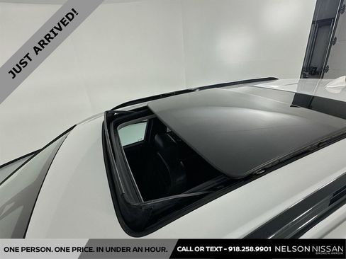 Used 2022 Chevrolet Blazer LT w/ Sound & Technology Package AWD/4WD image 23