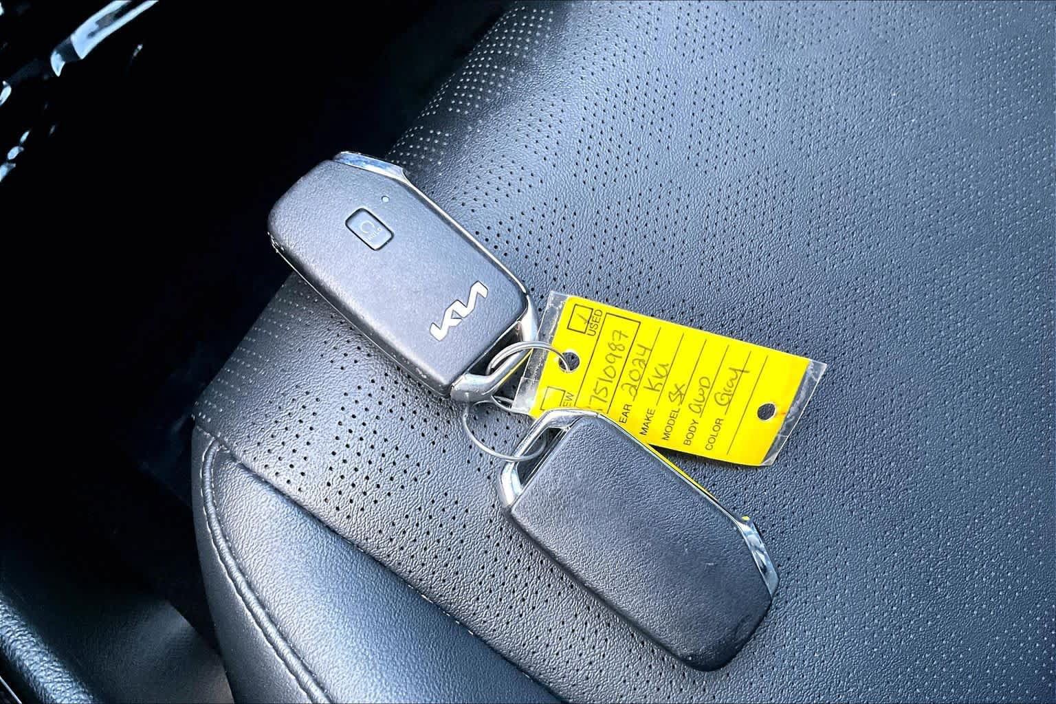 Used 2024 Kia Seltos SX AWD/4WD image 14