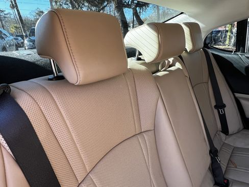 Certified 2021 Lexus ES 300h Ultra Luxury w/ Accessory Package 2 image 41